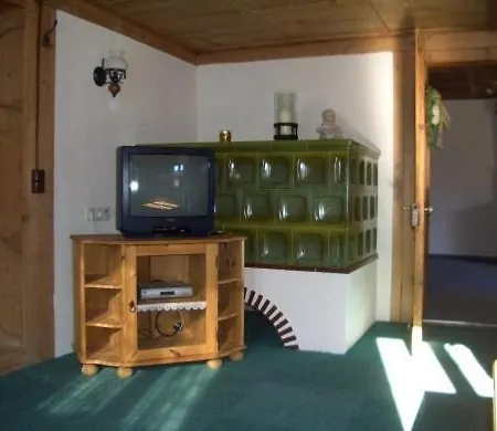Modern In With Lovely Garden *